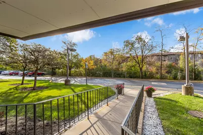 1777 W Crystal Lane #206, Mount Prospect, IL 60056 - Photo 3