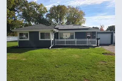 421 View Street, Ottawa, IL 61350 - Photo 1