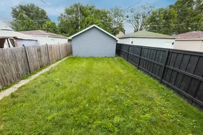 7615 S Champlain Avenue, Chicago, IL 60619 - Photo 29