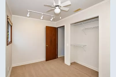 410 Cedarcrest Drive, Streamwood, IL 60107 - Photo 13