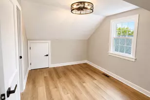 4216 Elm St, Downers Grove, IL 60515 - Photo 9