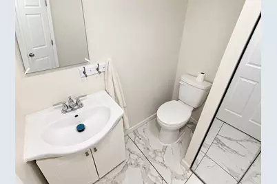 8433 Keystone Avenue, Skokie, IL 60076 - Photo 23