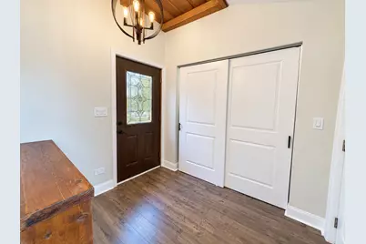 8433 Keystone Avenue, Skokie, IL 60076 - Photo 5