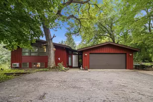 507 Shady Ln, North Barrington, IL 60010 - Photo 1