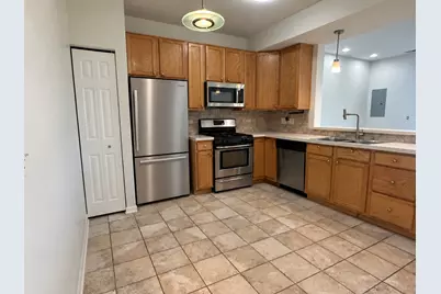2287 Flagstone Lane, Carpentersville, IL 60110 - Photo 3