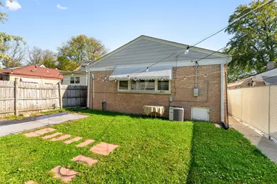 8052 S Saint Louis Avenue, Chicago, IL 60652 - Photo 15
