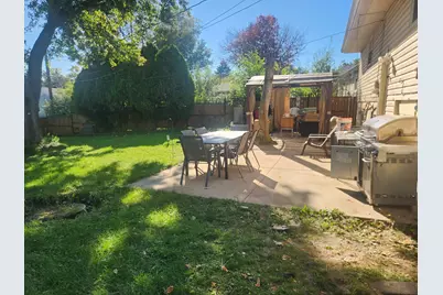 413 E Fullerton Avenue, Glendale Heights, IL 60139 - Photo 15