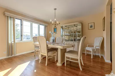 8000 N Oketo Avenue, Niles, IL 60714 - Photo 7