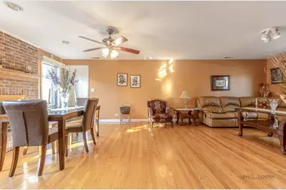 8000 N Oketo Avenue, Niles, IL 60714 - Photo 11