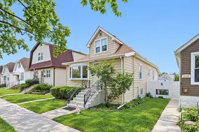 2226 N 74th Avenue, Elmwood Park, IL 60707 - Photo 3