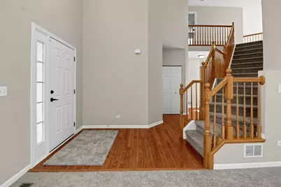 2965 Farmington Drive, Lindenhurst, IL 60046 - Photo 5