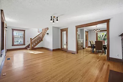 523 E Elmwood Avenue, West Chicago, IL 60185 - Photo 9