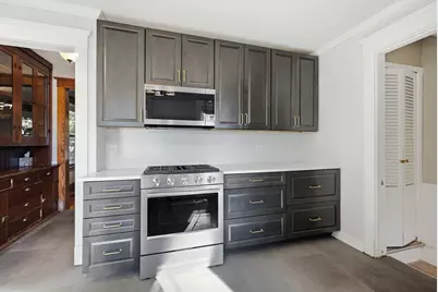 523 E Elmwood Avenue, West Chicago, IL 60185 - Photo 15
