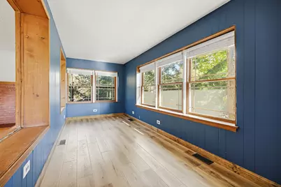523 E Elmwood Avenue, West Chicago, IL 60185 - Photo 5