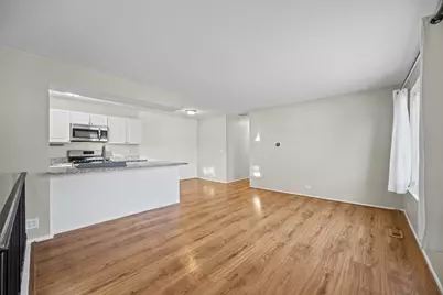 1256 Cove Drive #220D, Prospect Heights, IL 60070 - Photo 3
