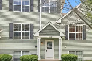 1693 W Turtle Creek Ln, Round Lake, IL 60073 - Photo 1