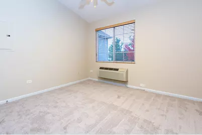 427 Silverstone Drive #427, Carpentersville, IL 60110 - Photo 13
