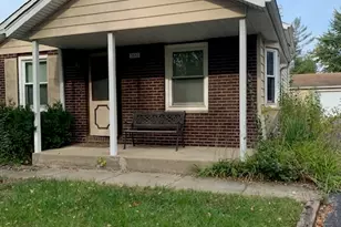 3882 Cambridge Dr, Park City, IL 60085 - Photo 1