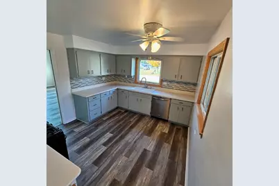 418 Brown Street, Wauconda, IL 60084 - Photo 11