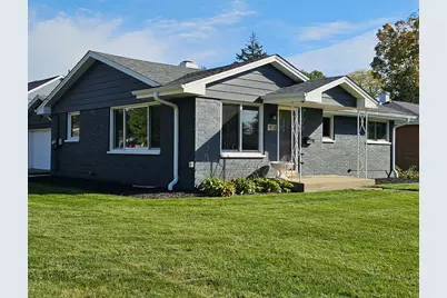 418 Brown Street, Wauconda, IL 60084 - Photo 1
