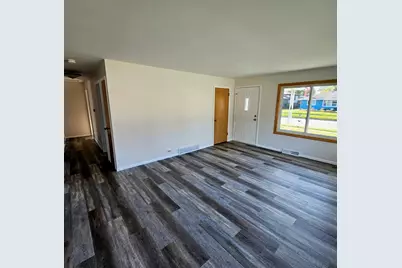 418 Brown Street, Wauconda, IL 60084 - Photo 9