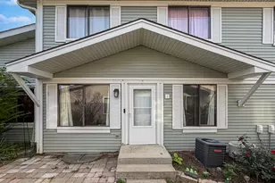 2S771 Winchester Cir E, Warrenville, IL 60555 - Photo 1
