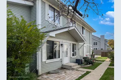 2S771 Winchester Circle E #3, Warrenville, IL 60555 - Photo 3