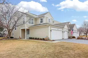 2810 White Thorn Cir, Naperville, IL 60564 - Photo 1