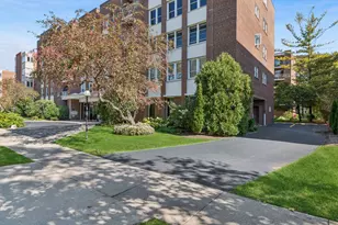 2025 Sherman Ave, Evanston, IL 60201 - Photo 1