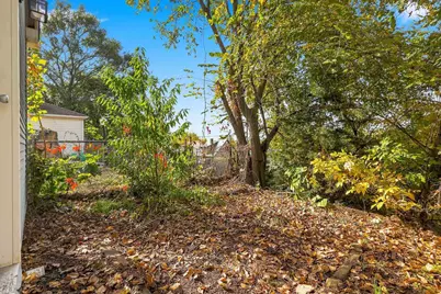 616 Raymond Street, Elgin, IL 60120 - Photo 41