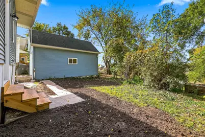 616 Raymond Street, Elgin, IL 60120 - Photo 35