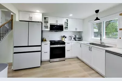 713 Slingerland Drive, Schaumburg, IL 60193 - Photo 11