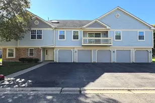 1228 Bradwell Ln, Mundelein, IL 60060 - Photo 1