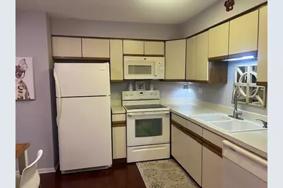 4221 Saratoga Avenue #115A, Downers Grove, IL 60515 - Photo 9