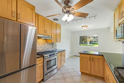 2616 N Windsor Drive #103, Arlington Heights, IL 60004 - Photo 3