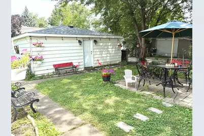 8063 N Elmwood Street, Skokie, IL 60077 - Photo 11