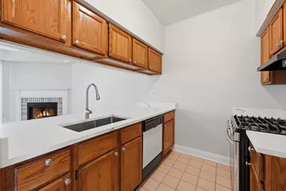 122 Golfview Drive #NA, Glendale Heights, IL 60139 - Photo 13