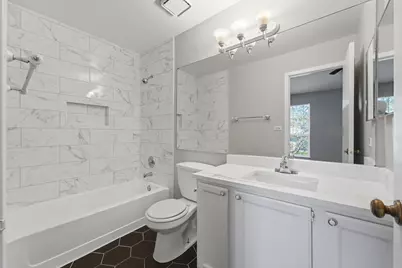 122 Golfview Drive #NA, Glendale Heights, IL 60139 - Photo 25