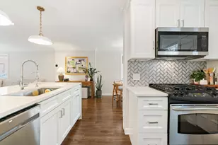 428 W Wellington Ave, Chicago, IL 60657 - Photo 9