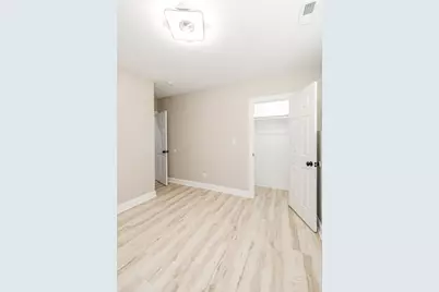 1127 N Parkside Avenue, Chicago, IL 60651 - Photo 23