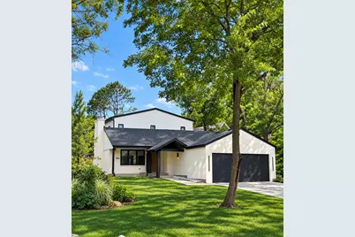 566 Earl Drive, Northfield, IL 60093 - Photo 1