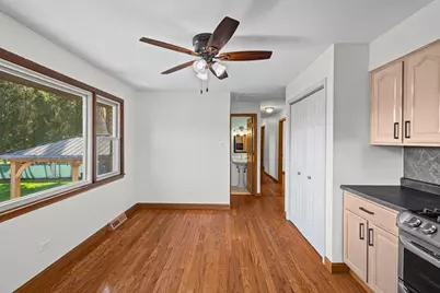 10613 S Terry Drive, Palos Hills, IL 60465 - Photo 5