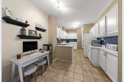 30405 Fowler Circle, Warrenville, IL 60555 - Photo 11