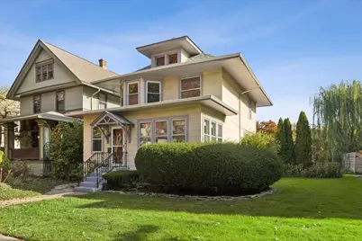 838 Clinton Avenue, Oak Park, IL 60304 - Photo 1