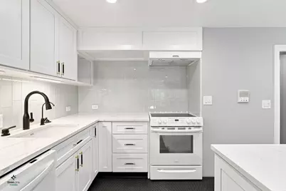 753 S Dwyer Avenue #C, Arlington Heights, IL 60005 - Photo 9