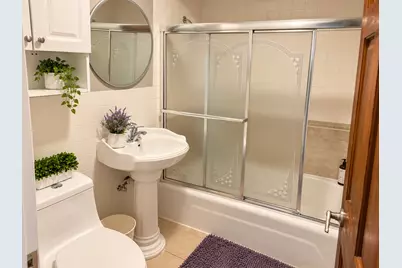 2339 Ogden Avenue #7, Downers Grove, IL 60515 - Photo 9