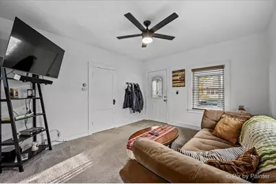 58 Vine Street, Elgin, IL 60123 - Photo 5