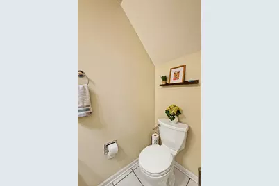 2204 Lake Ridge Drive #2204, Glendale Heights, IL 60139 - Photo 19