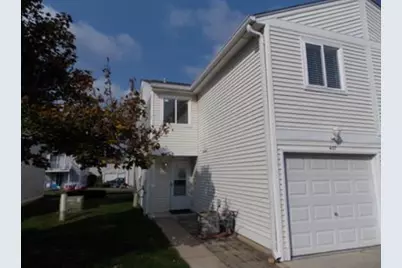 407 Meadow Green Lane, Round Lake Beach, IL 60073 - Photo 3