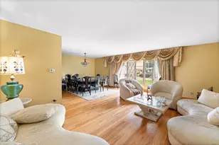 4124 W 91st Pl, Oak Lawn, IL 60454 - Photo 3